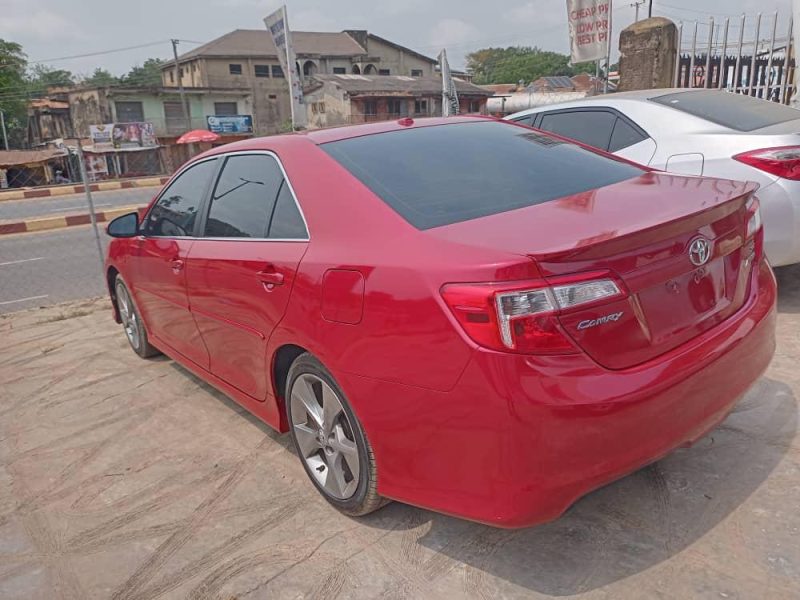 2012 TOYOTA CAMRY SE SPECIAL EDITION